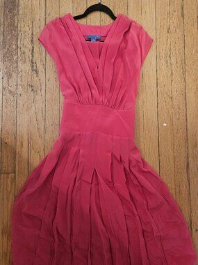 Medium 100% Silk Anthropology Lie Pink Dress